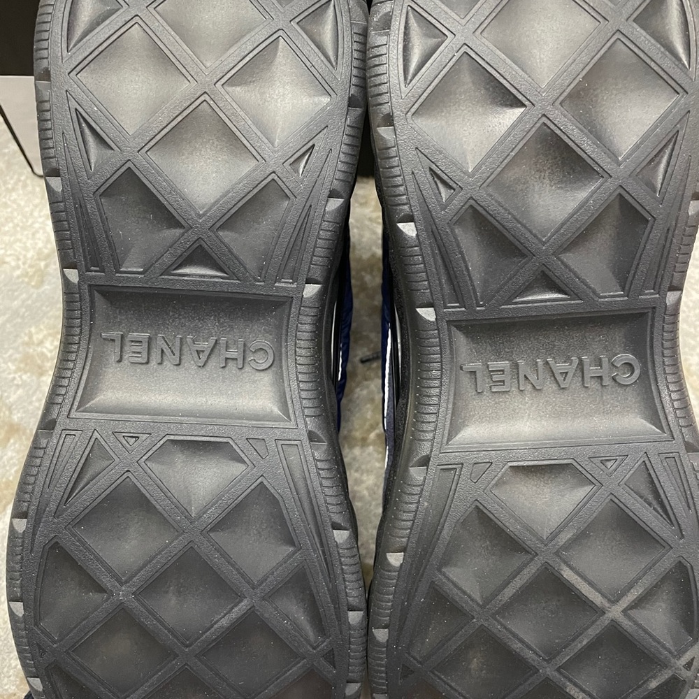 Chanel sneakers - Picture 5 of 8